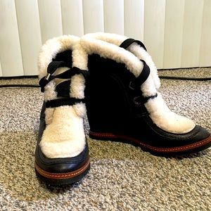 FABIANELLI BLACK WEDGE ANKLE BOOTS